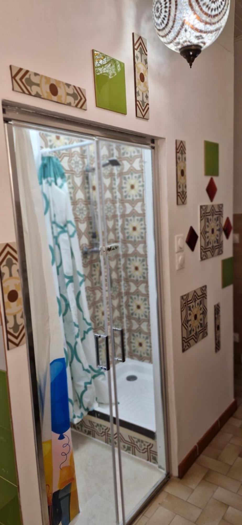 Bed And Breakfast Chez L'Habitant Марсель Номер фото